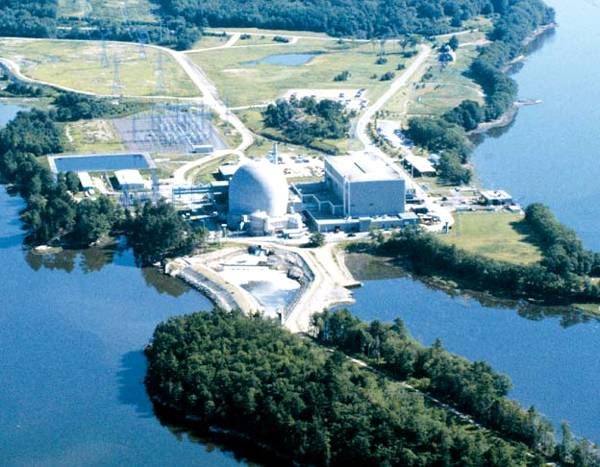 Aerial view of Yankee Maine nuclear power station.
Keywords: Maine Yankee Nuclear Power Plant (decommissioned)