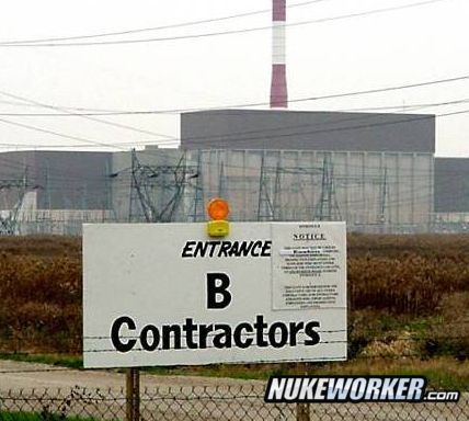 Lasalle contractors entrance
Second class citizens... Makes you all warm and fuzzy, eh?
Keywords: Lasalle County Exelon Nuclear Power Plant