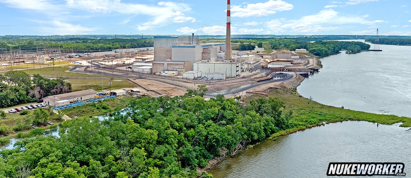 Quad Cities Clean Energy Center
Quad Cities Clean Energy Center’s two nuclear reactors in Cordova, Illinois can generate approximately 1,870 megawatts (MW) of clean, emissions-free energy. Constellation owns 75 percent of Quad Cities, producing enough electricity to power the equivalent of more than 1 million homes. The plant, which is operated by Constellation, is also home to the only privately owned fish hatchery on the Mississippi River and has raised and released millions of healthy fish. MidAmerican Holdings owns the remaining 25 percent of Quad Cities.
