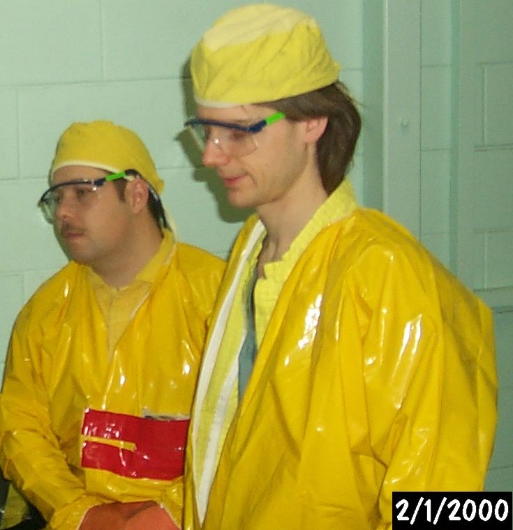 Outage 2000 CRD Crew / Vanheevanhoven
Keywords: Trojan Nuclear Power Plant (decommissioned)