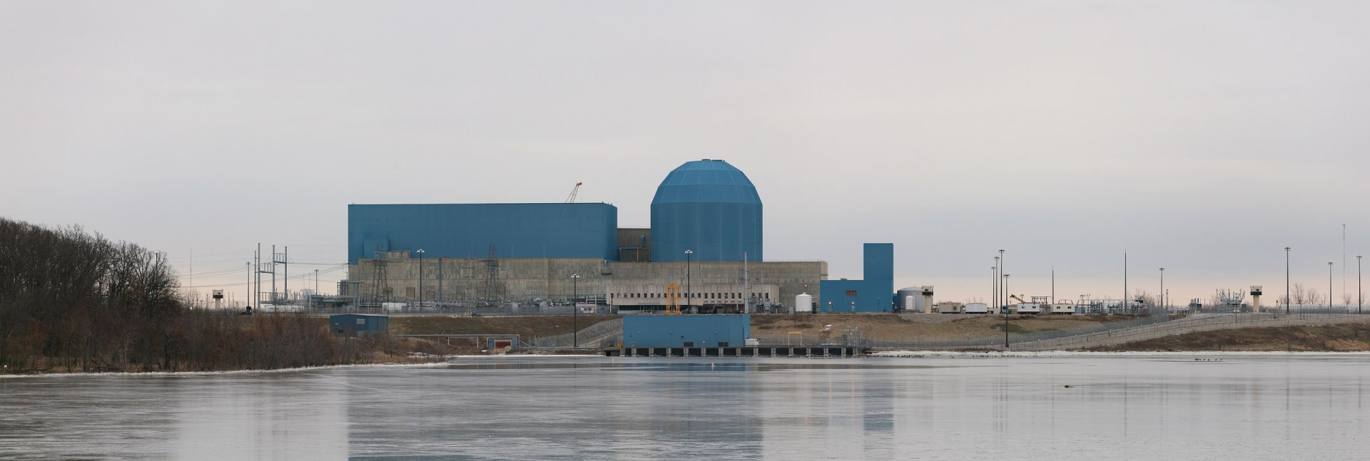 Clinton power station pano
Keywords: Clinton