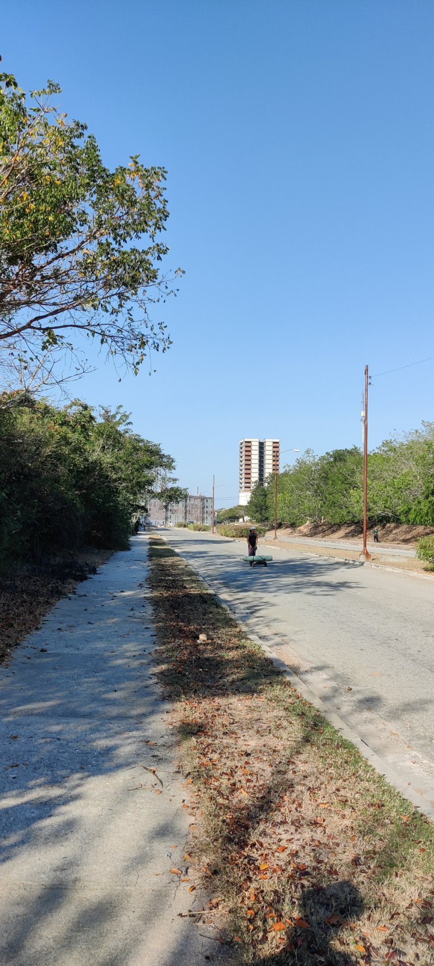 Click to view full size image
==============
Ciudad Nuclear-002
Keywords: Juragua Ciudad Nuclear-002
Keywords: Juragua
