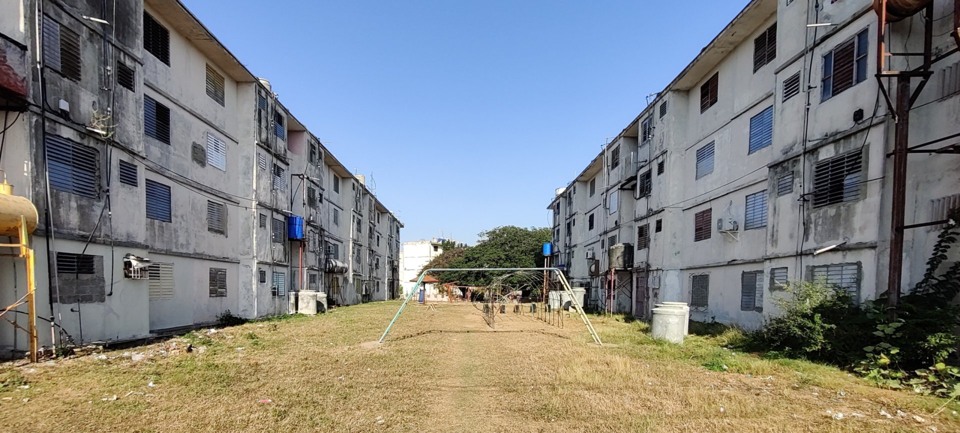 Click to view full size image
==============
Ciudad Nuclear-018
Keywords: Juragua Ciudad Nuclear-018
Keywords: Juragua