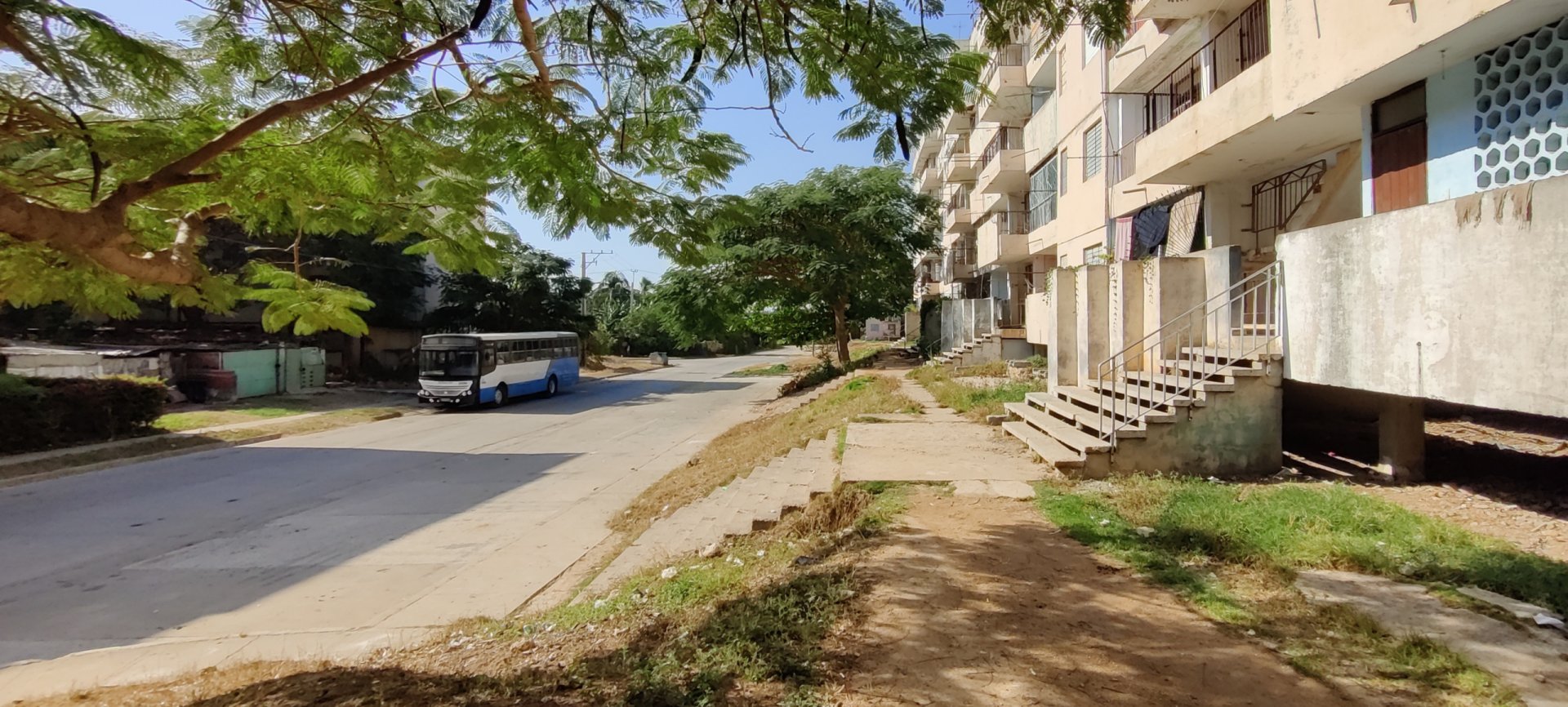 Click to view full size image
==============
Ciudad Nuclear-053
Keywords: Juragua Ciudad Nuclear-053
Keywords: Juragua