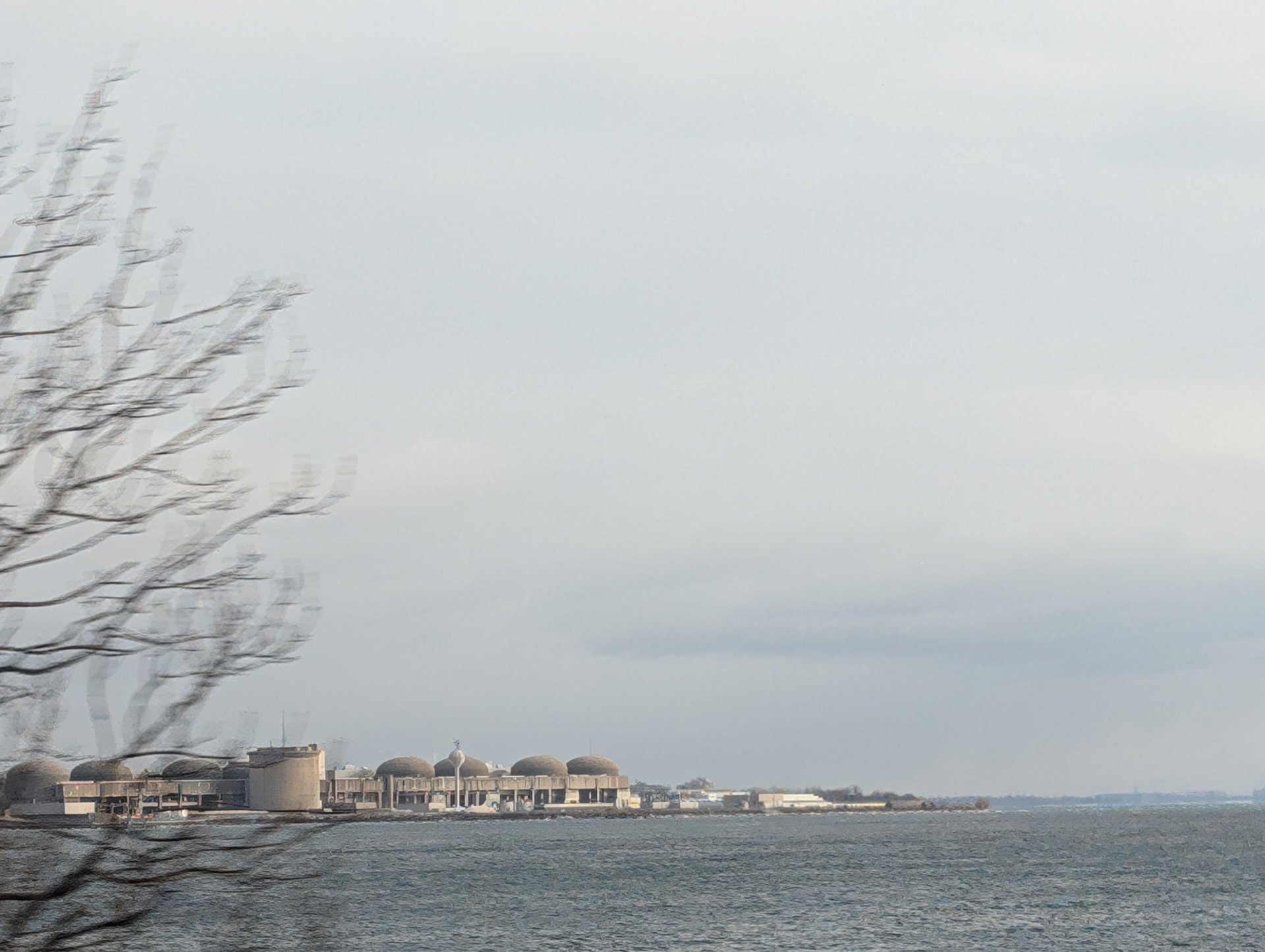 Click to view full size image
==============
Pickering Nuclear Generating Station
Keywords: Pickering Pickering Nuclear Generating Station
Keywords: Pickering