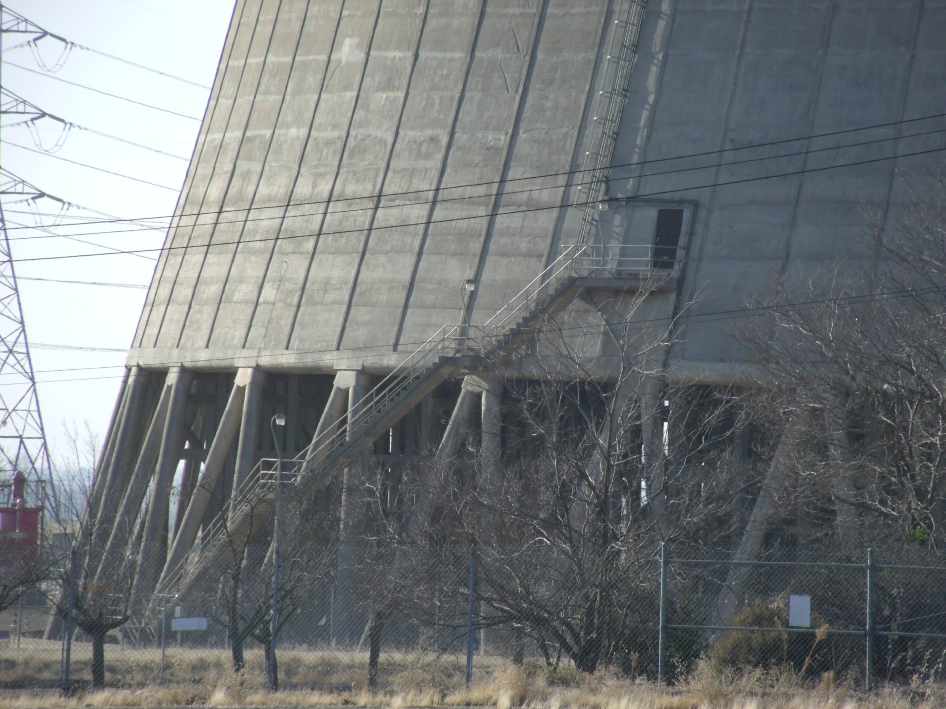Rancho Seco Cooling Tower - panoramio
Keywords: Rancho Seco