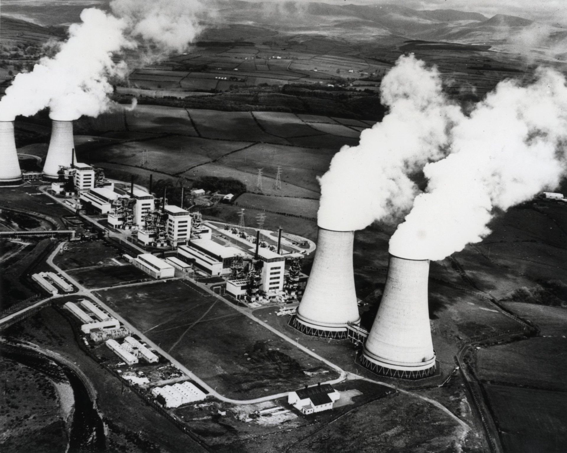Calder Hall nuclear power station (11823864155)
Keywords: Sellafield