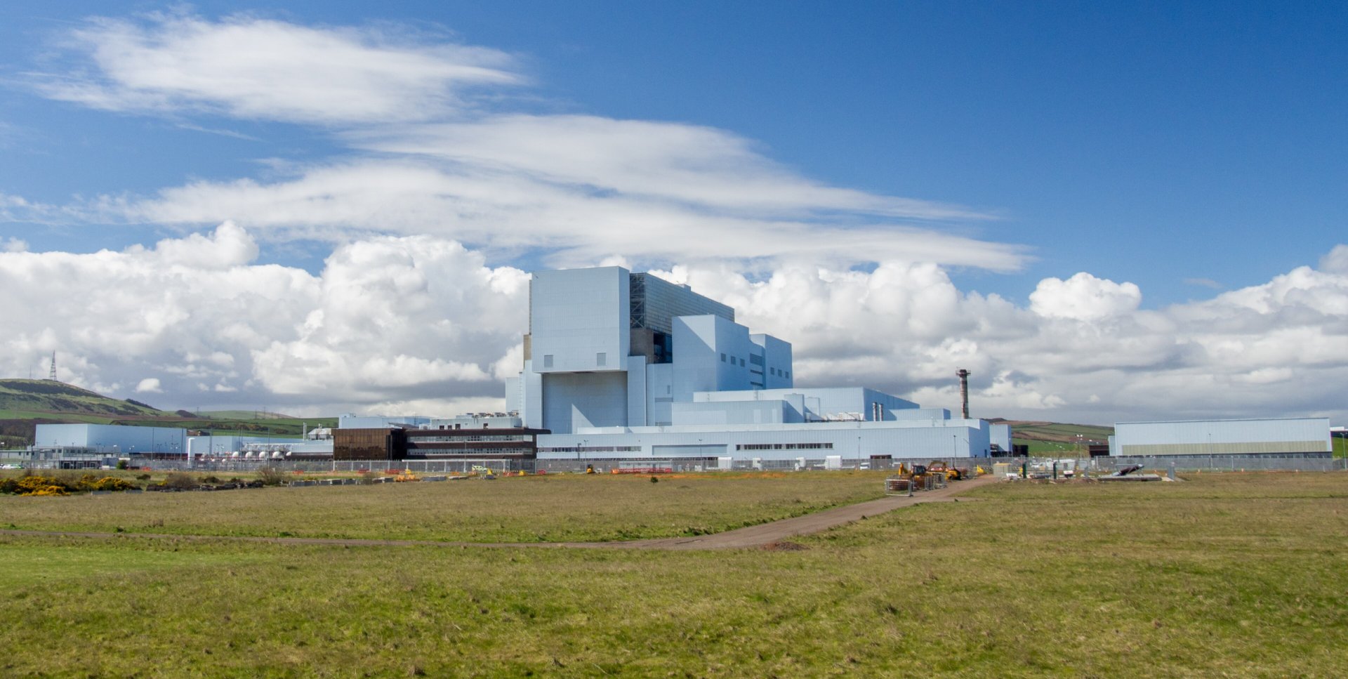 Click to view full size image
==============
Torness Nuclear Power Station - April 2016
Keywords: Torness Torness Nuclear Power Station - April 2016
Keywords: Torness