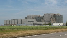 bradwell_bradwell_nuclear_power_station_from_south_west.jpg
