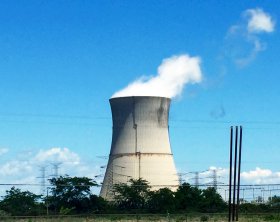 davis_besse_davis_besse_nuclear_power_station_cooling_tower_4183.jpg