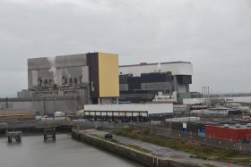 heysham_heysham_power_station_geograph_org_uk_8009400.jpg