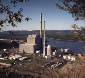 lacrosse_la_crosse_boiling_water_reactor.jpg