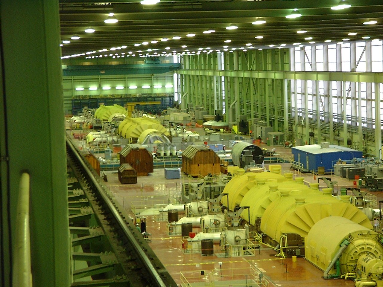 Bruce A Turbine Hall December 2002
Keywords: Western Waste Management Facility (WWMF)