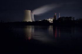 Phillipsburg cooling tower at night